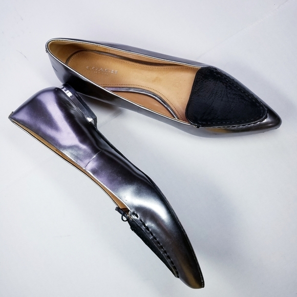 Coach | Walsh Pointed Toe Silver Flats 7 - Picture 4 of 13